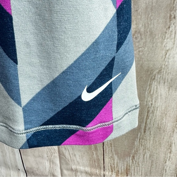 Nike Dri-fit Slim Fit Pink and Gray Chevron Racerback Tank Top - Picture 3 of 10